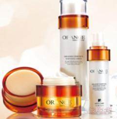 廣州碧奧化妝品 專業OEM代加工服務，打造高品質VC微針美白潤膚精華系列